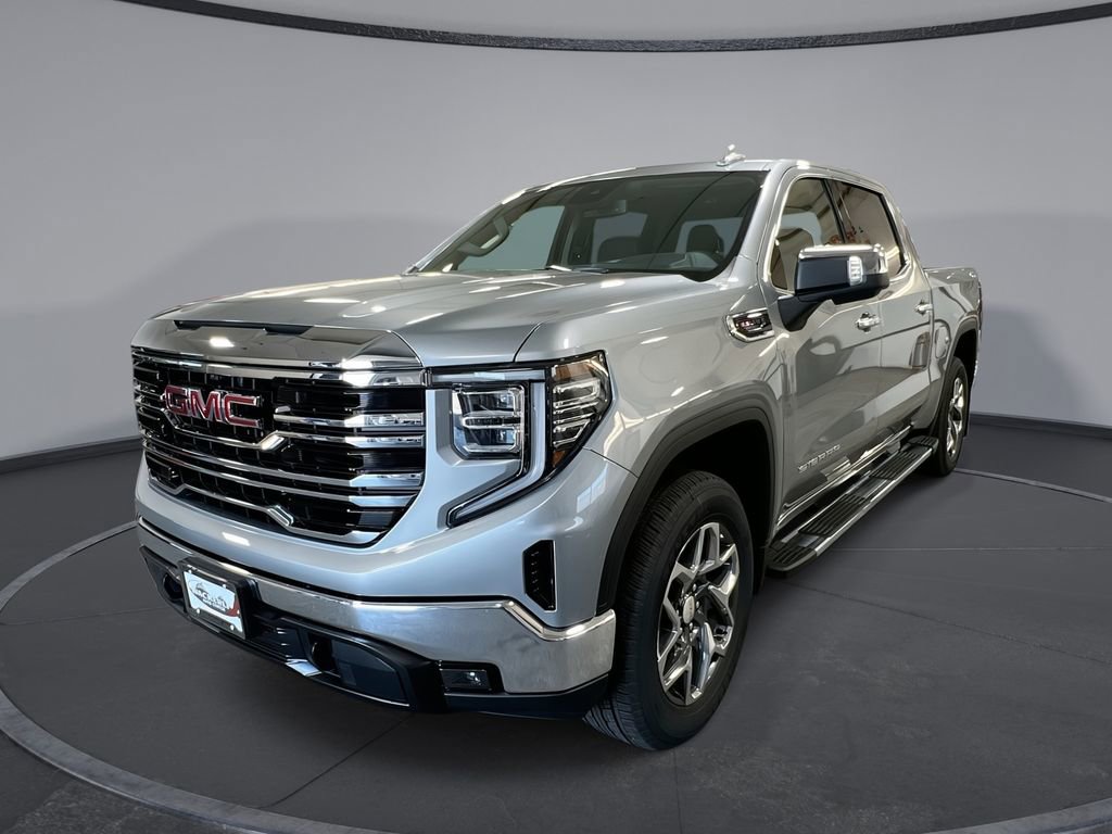 New 2026 GMC Sierra 1500 SLT w/ SLT Premium Package