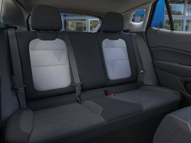 Used 2026 Chevrolet Trax LS w/ LS Convenience Package FWD image 17