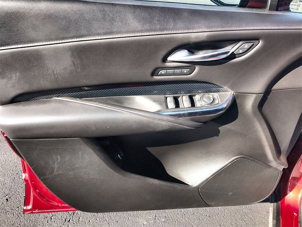 Used 2023 Cadillac XT4 Sport image 13