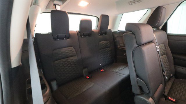 Used 2022 Nissan Pathfinder S AWD/4WD image 12