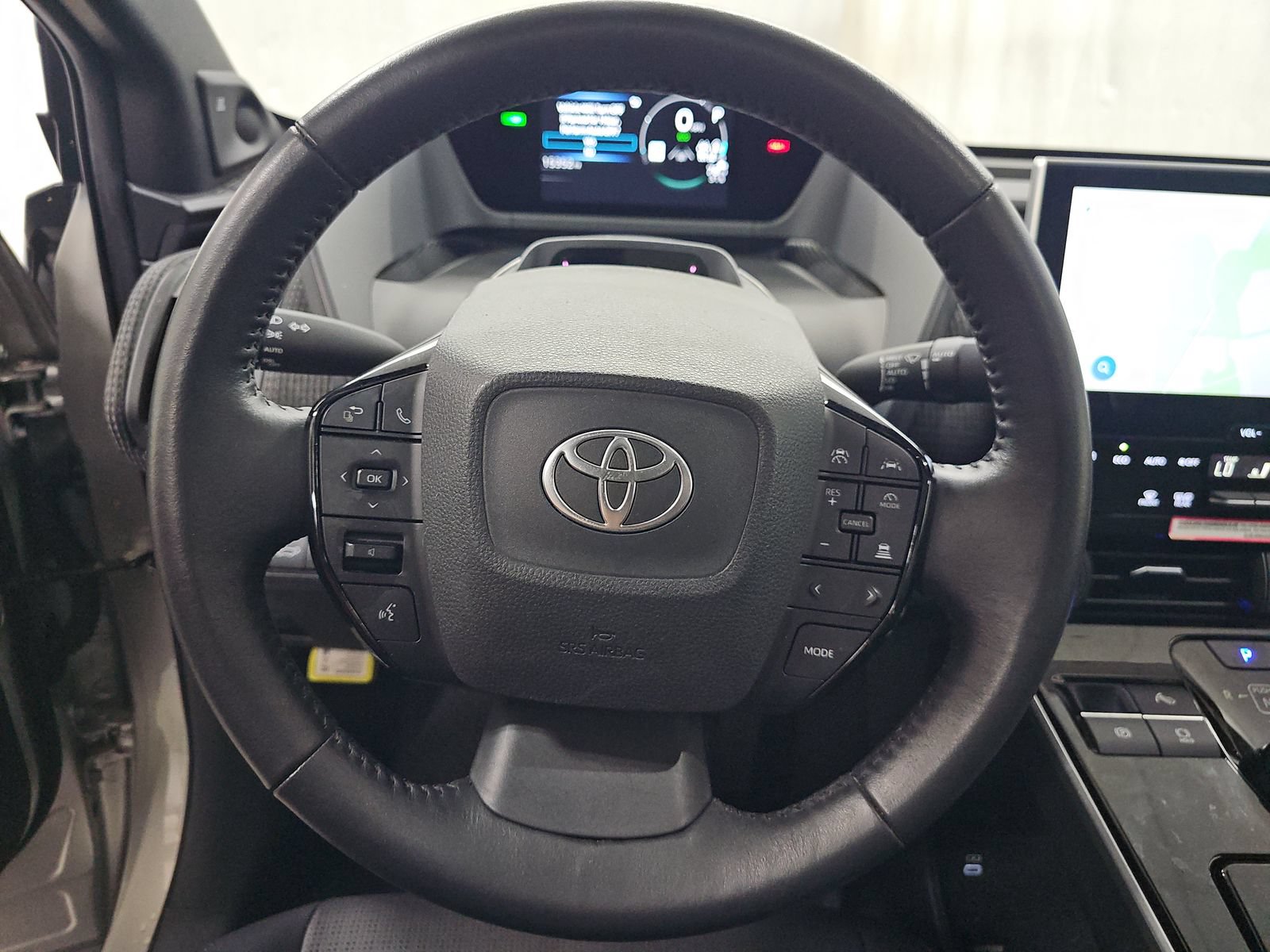 Used 2024 Toyota bZ4X AWD w/ Weather Package image 5