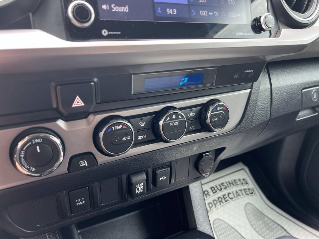 Used 2023 Toyota Tacoma SR5 AWD/4WD image 10