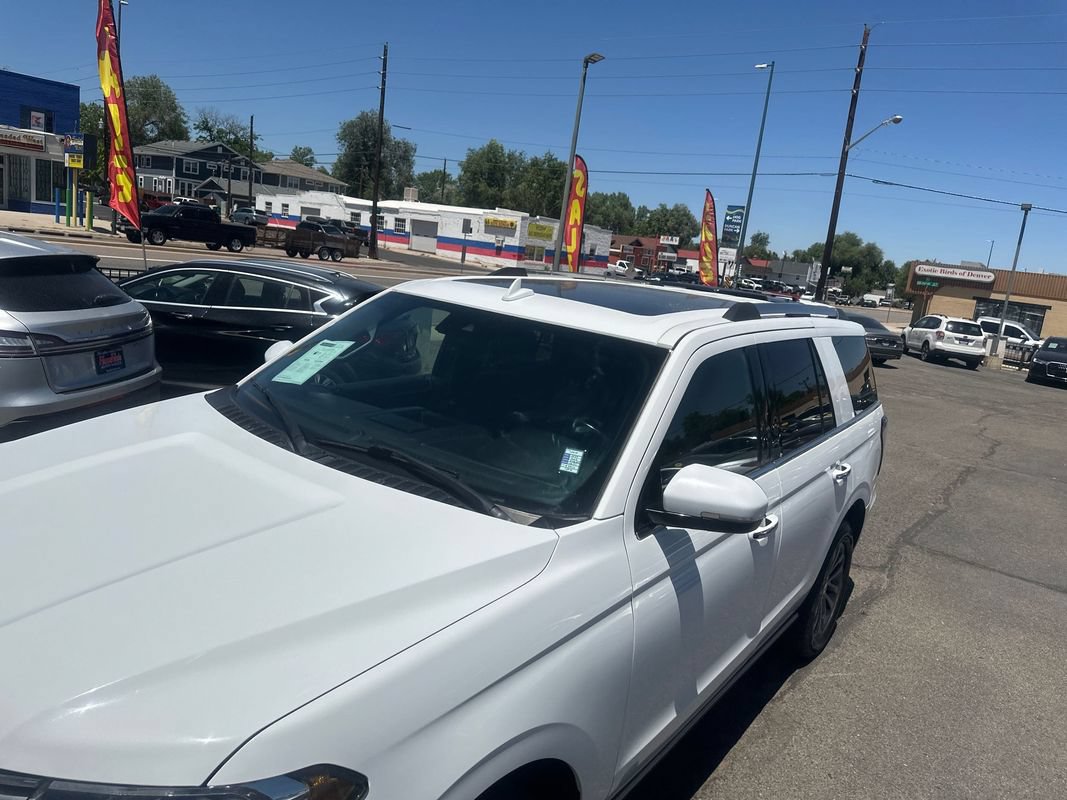 Used 2020 Ford Expedition Limited AWD/4WD image 5