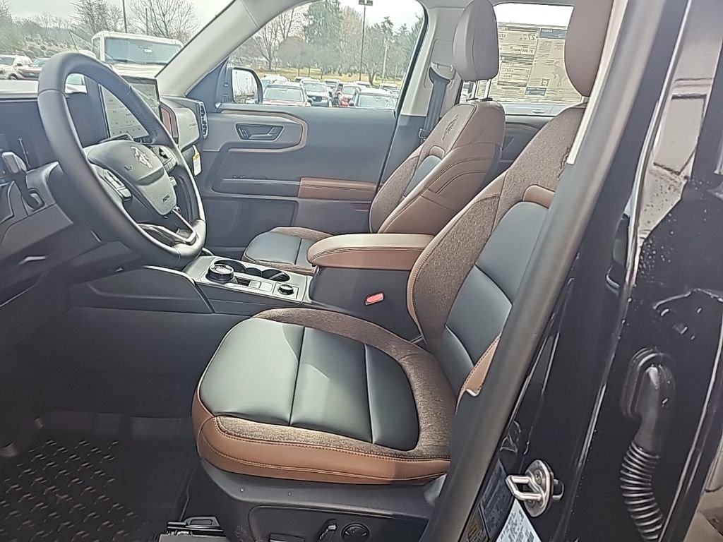 New 2026 Ford Bronco Sport Outer Banks AWD/4WD image 8