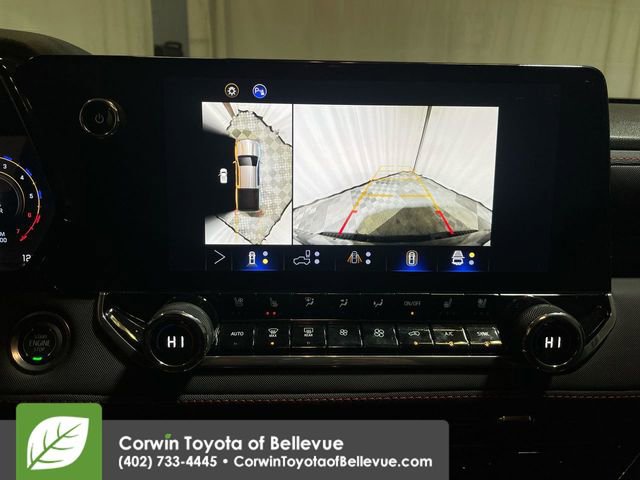 Used 2024 Chevrolet Colorado Z71 image 18