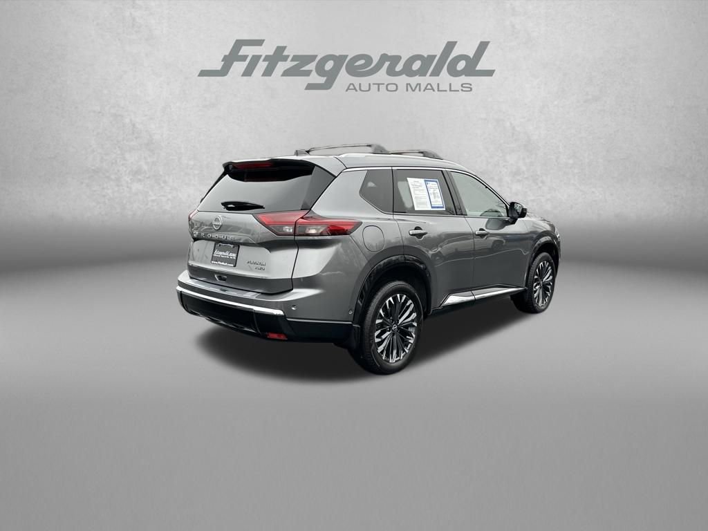 Used 2026 Nissan Rogue Platinum w/ Platinum Premium Package image 7