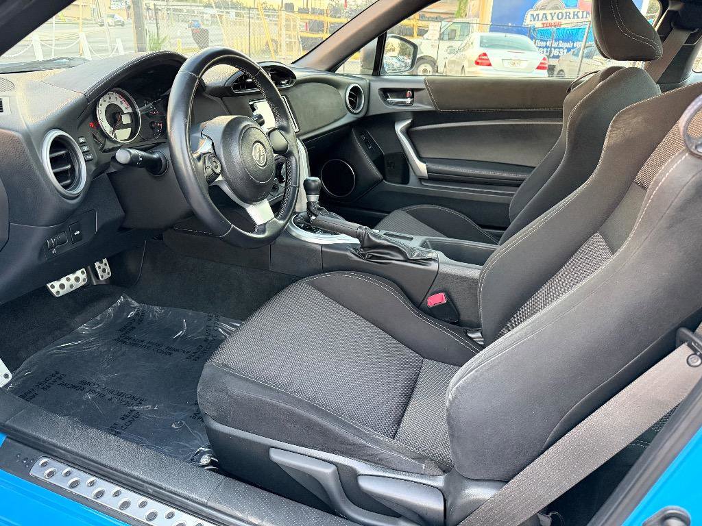 Used 2019 Toyota 86 image 9
