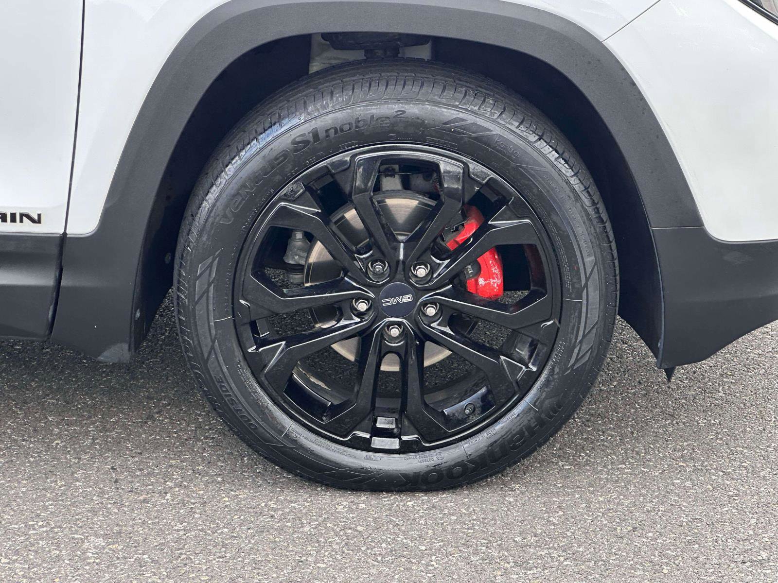 Used 2020 GMC Terrain SLT w/ Elevation Edition image 7