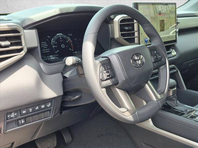 Used 2026 Toyota Tundra Limited AWD/4WD image 3