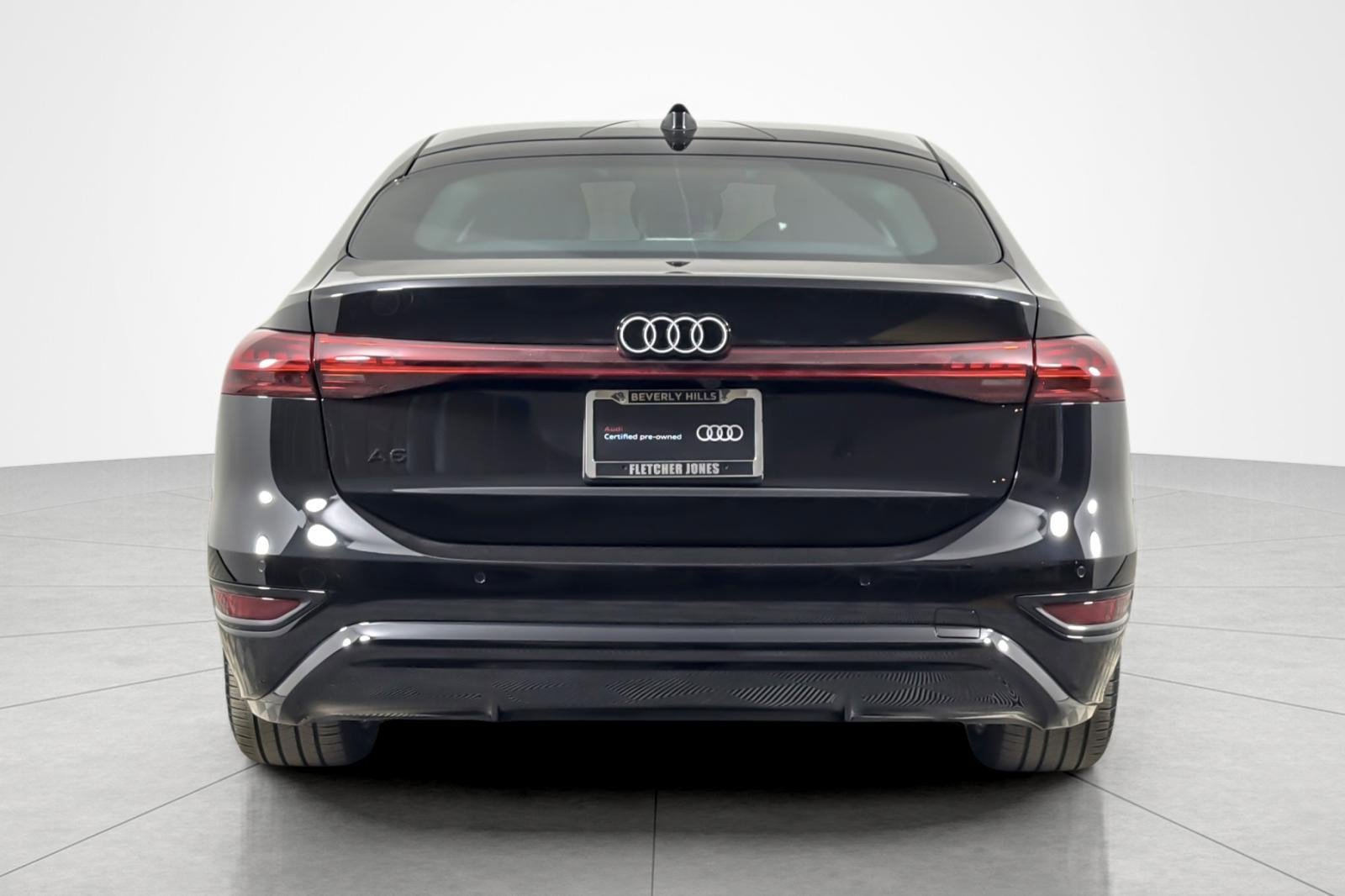 Certified 2025 Audi A6 e-tron Premium Plus w/ Premium Plus image 4