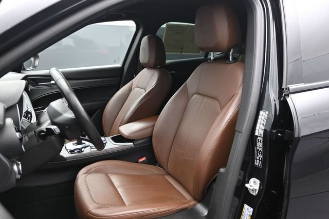 Used 2023 Alfa Romeo Stelvio Ti AWD/4WD image 5