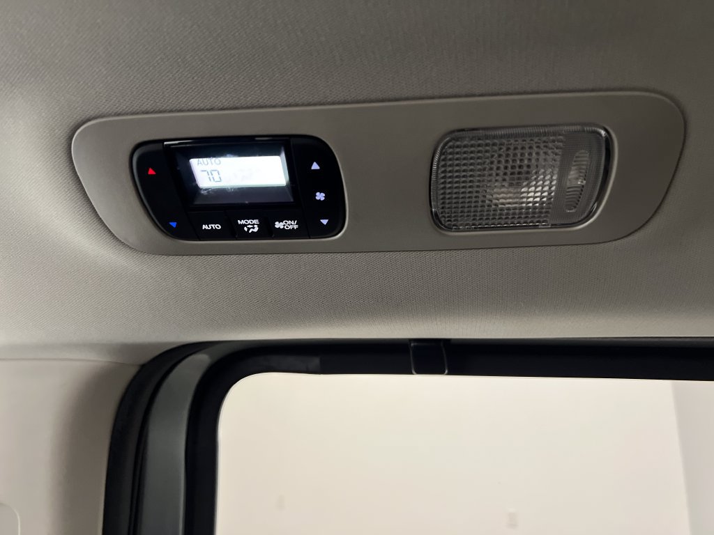 Used 2025 Honda Odyssey EX-L image 44
