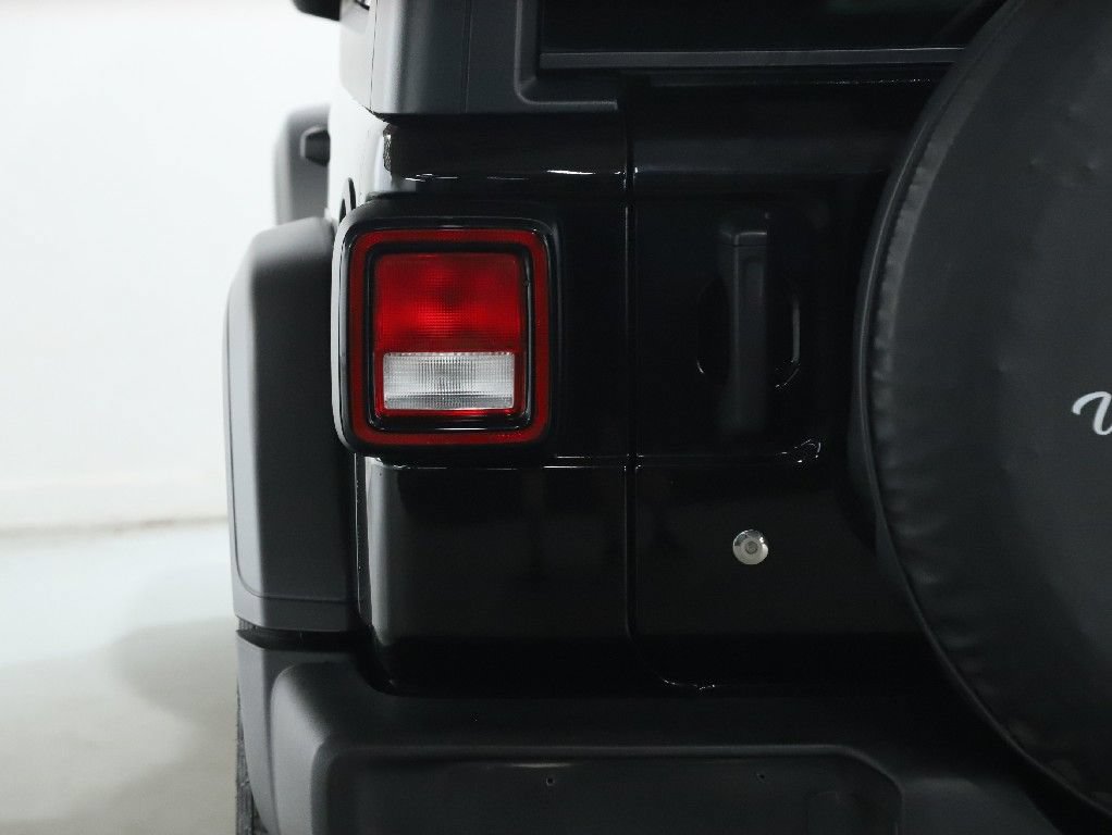 Used 2021 Jeep Wrangler Sport AWD/4WD image 41
