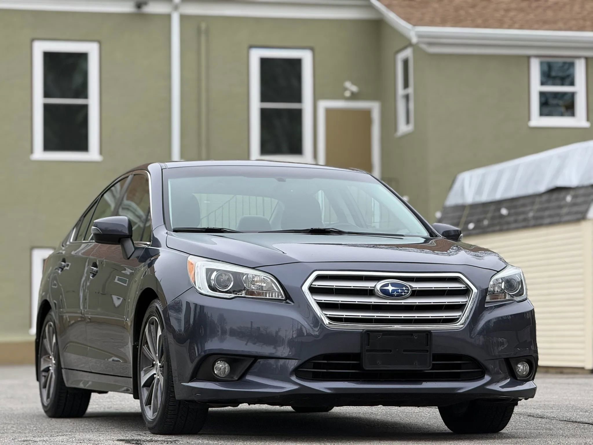 Used 2015 Subaru Legacy 2.5i Limited image 3