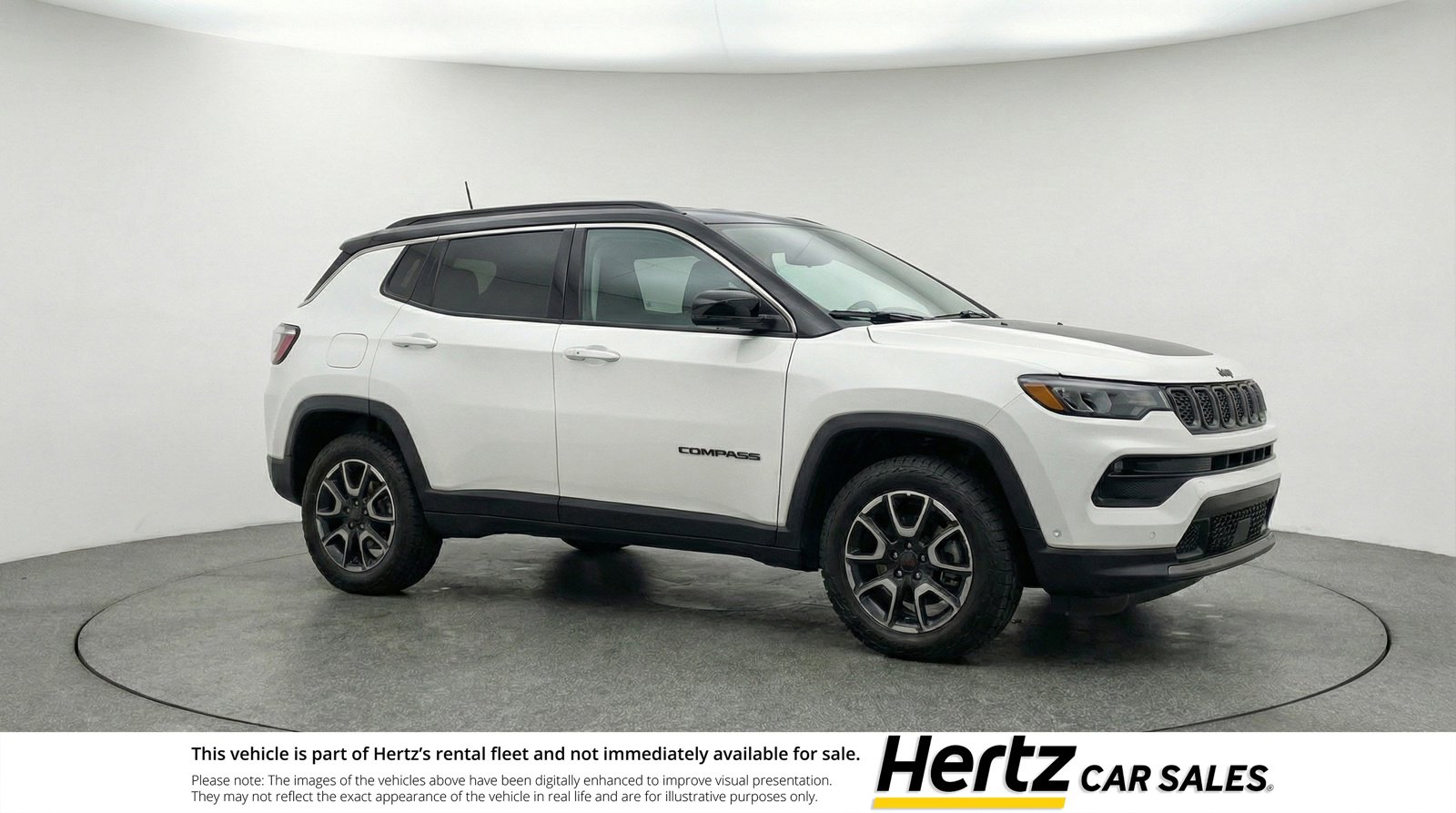 Used 2025 Jeep Compass Trailhawk AWD/4WD image 1
