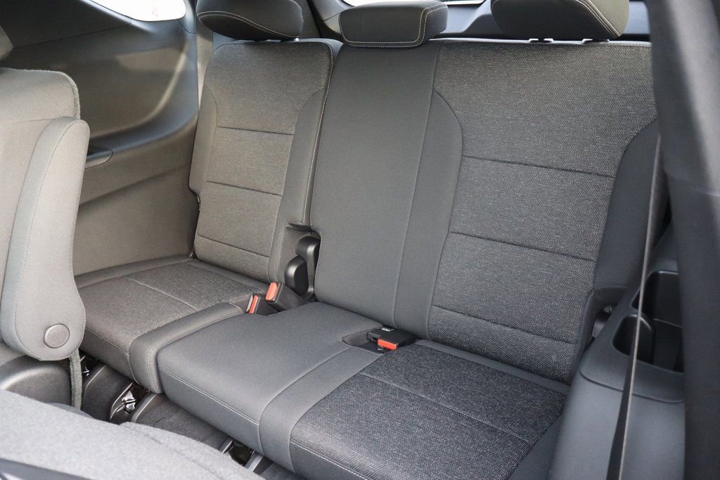 New 2026 Chevrolet Traverse LT w/ Sun and Wheel Package image 23