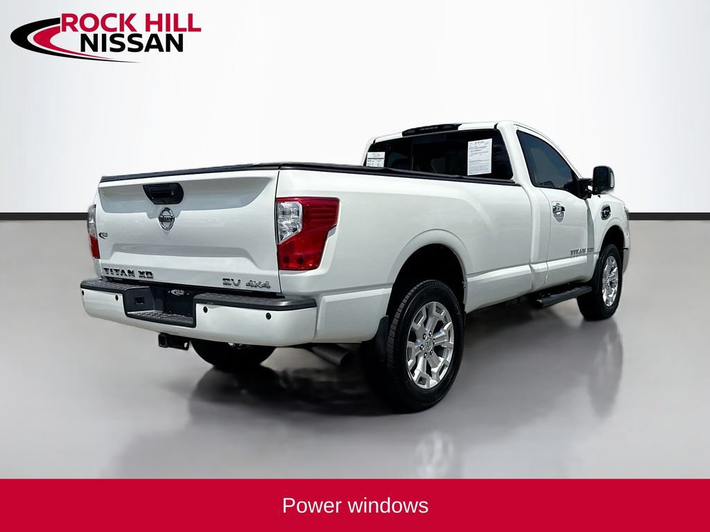 Used 2017 Nissan Titan SV AWD/4WD image 7