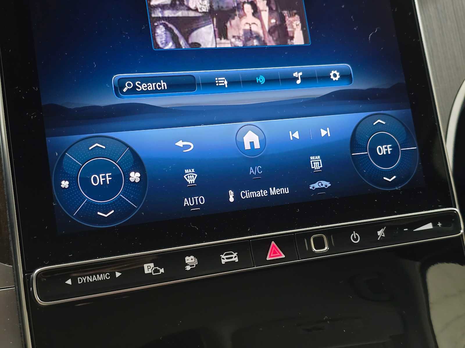 Certified 2025 Mercedes-Benz GLC 350e 4MATIC image 27