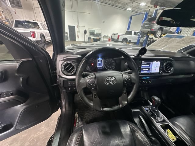 Used 2021 Toyota Tacoma TRD Pro AWD/4WD image 15
