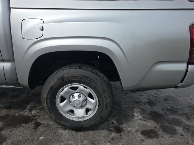 Used 2022 Toyota Tacoma SR image 14