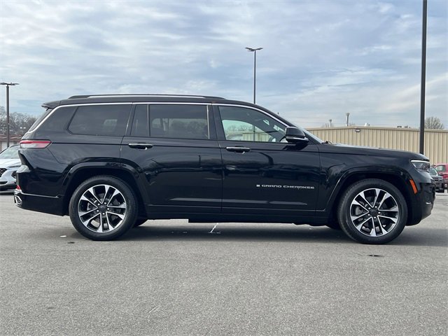 Used 2021 Jeep Grand Cherokee L Overland w/ Luxury Tech Group IV image 42