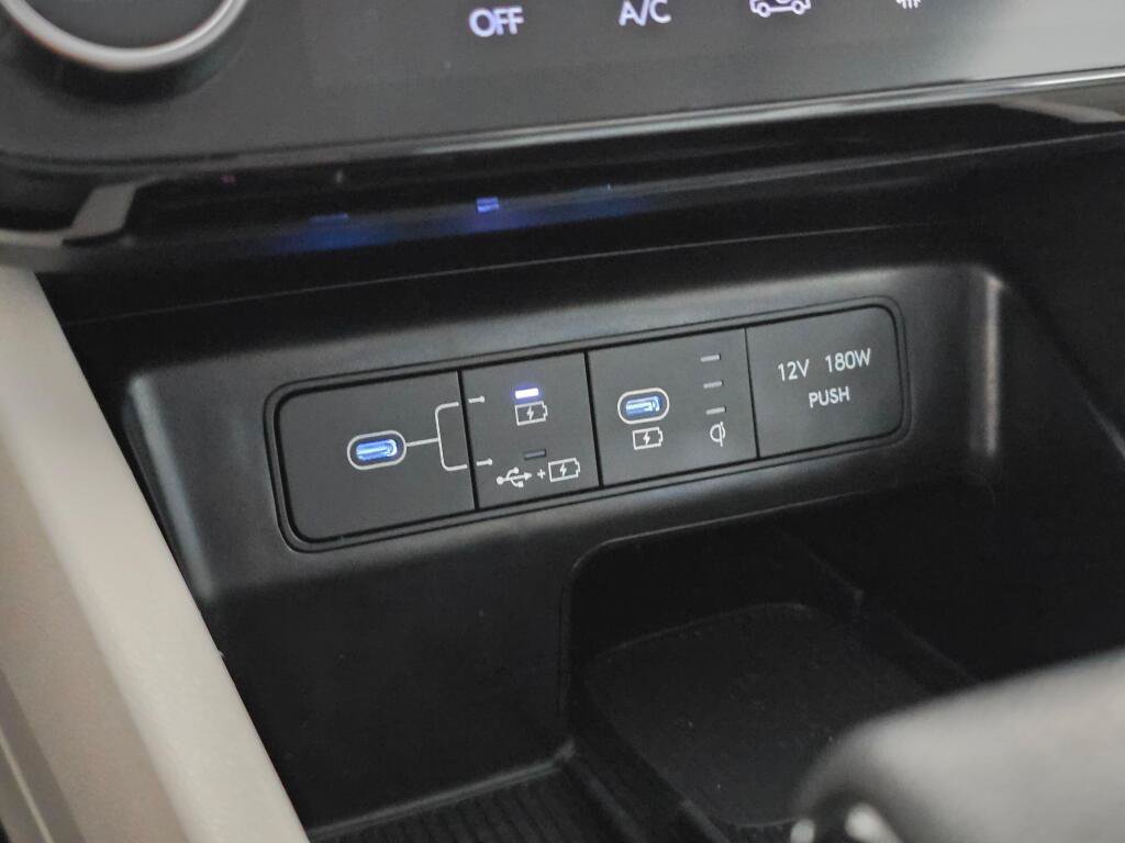 Used 2025 Hyundai Tucson SEL FWD image 27