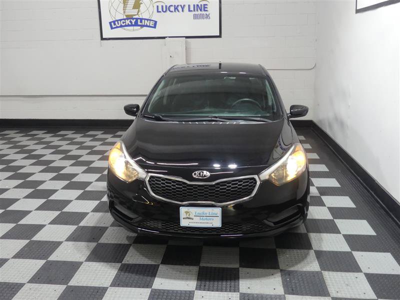 Used 2017 Kia Forte LX FWD image 3