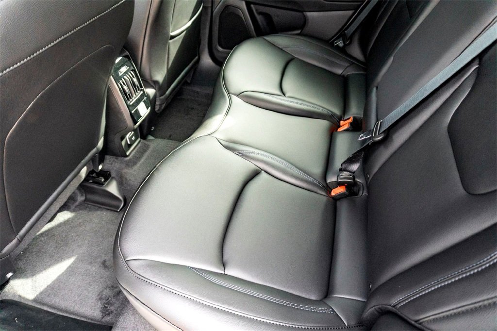 New 2026 Jeep Compass Limited image 18