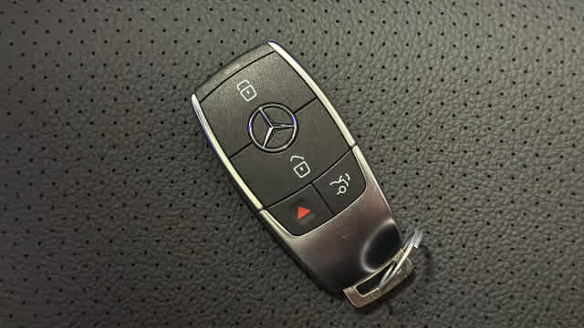 Certified 2026 Mercedes-Benz GLE 350 4MATIC image 39