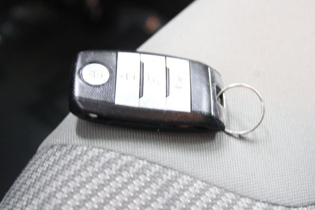Used 2019 Kia Niro LX FWD image 12