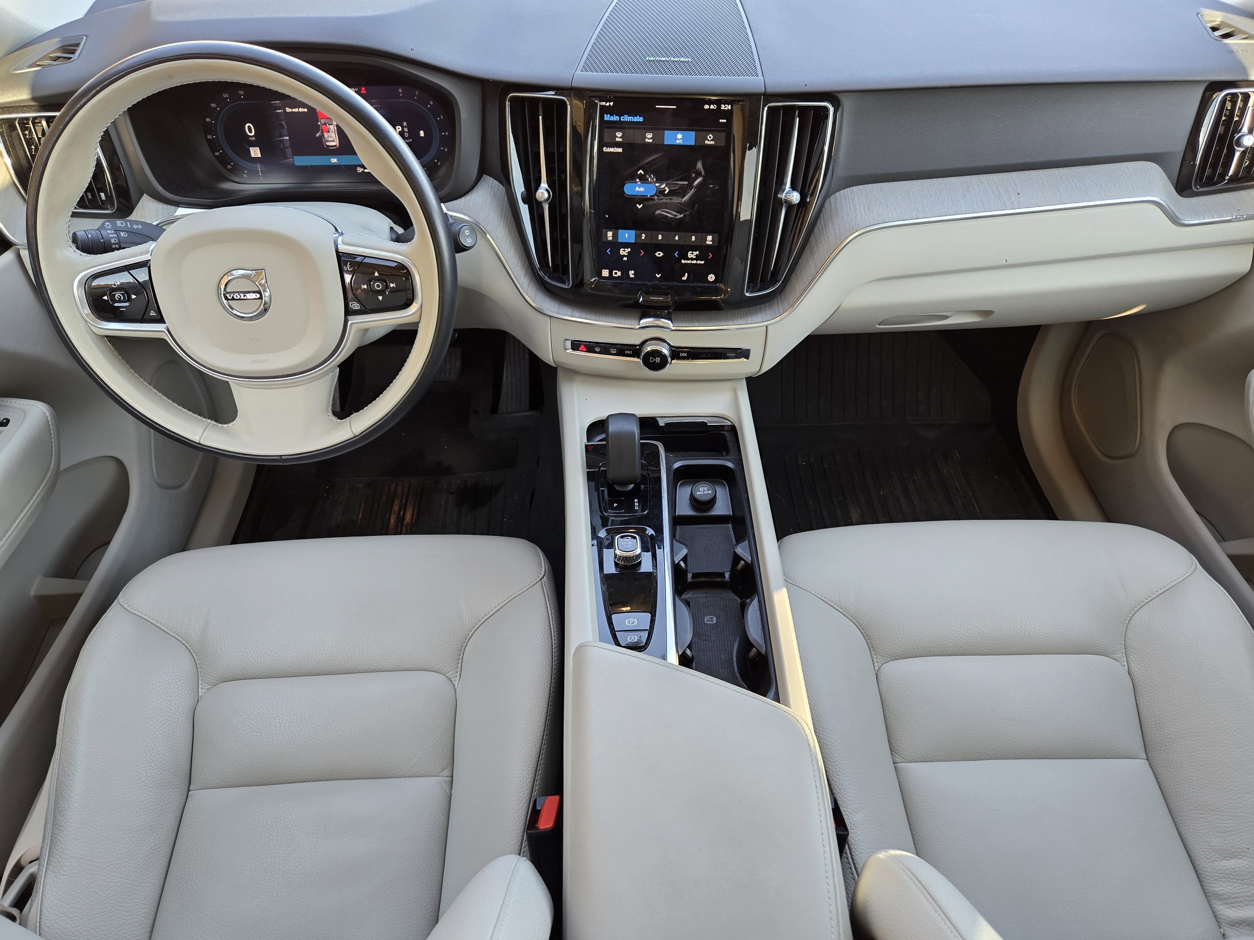 Used 2023 Volvo XC60 B5 Plus w/ Climate Package image 38