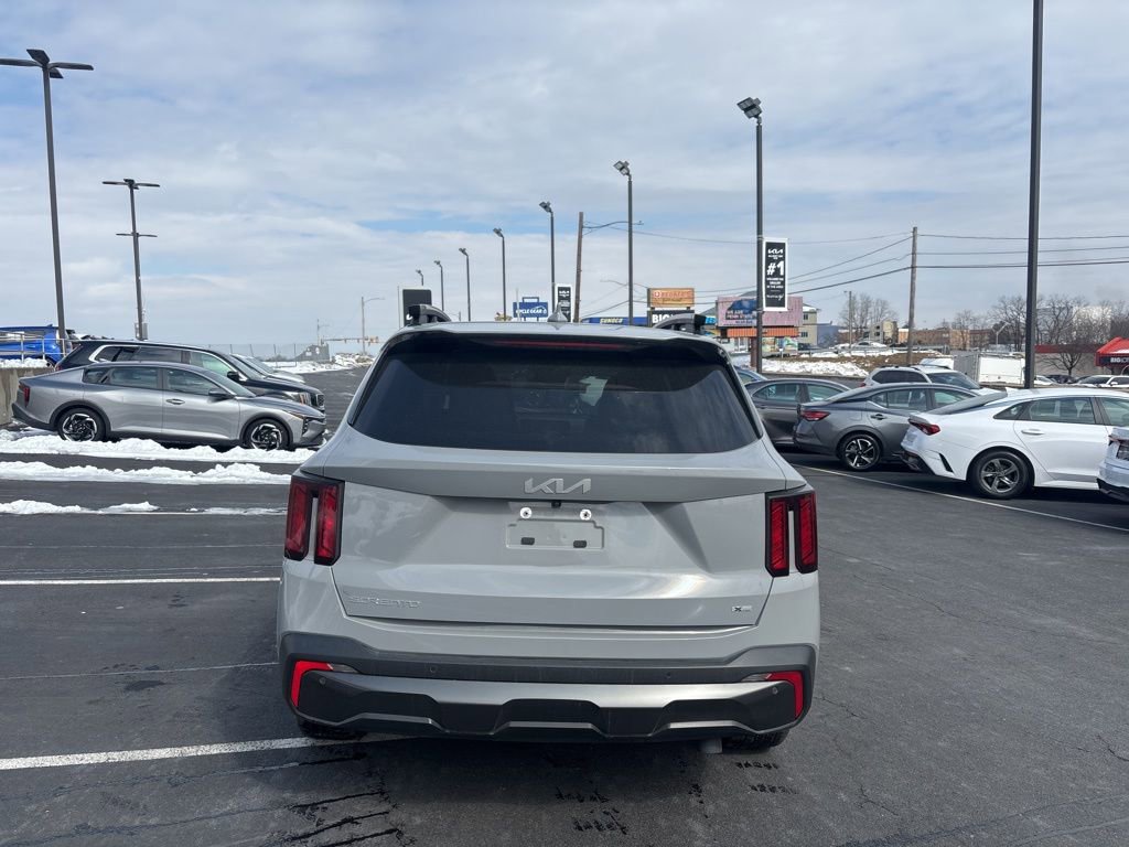 Used 2024 Kia Sorento X-Line EX image 4