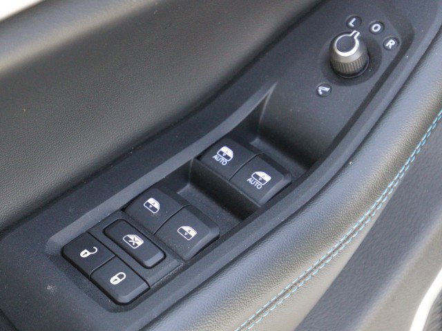 Used 2022 Jeep Grand Cherokee Trailhawk image 13