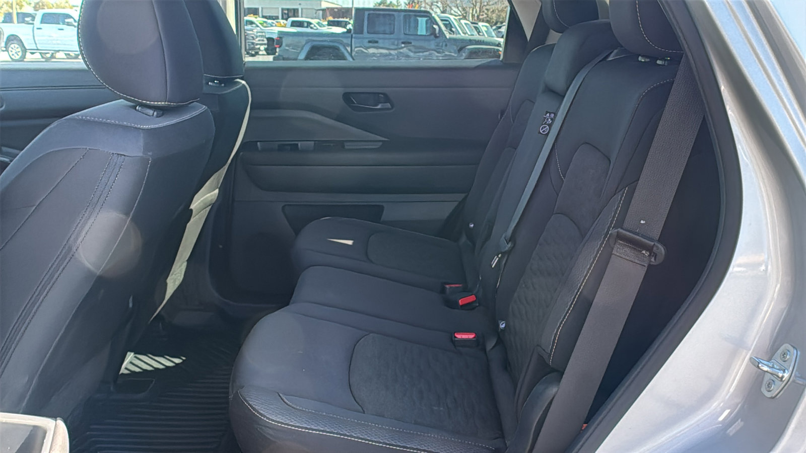 Used 2024 Nissan Pathfinder S FWD image 33