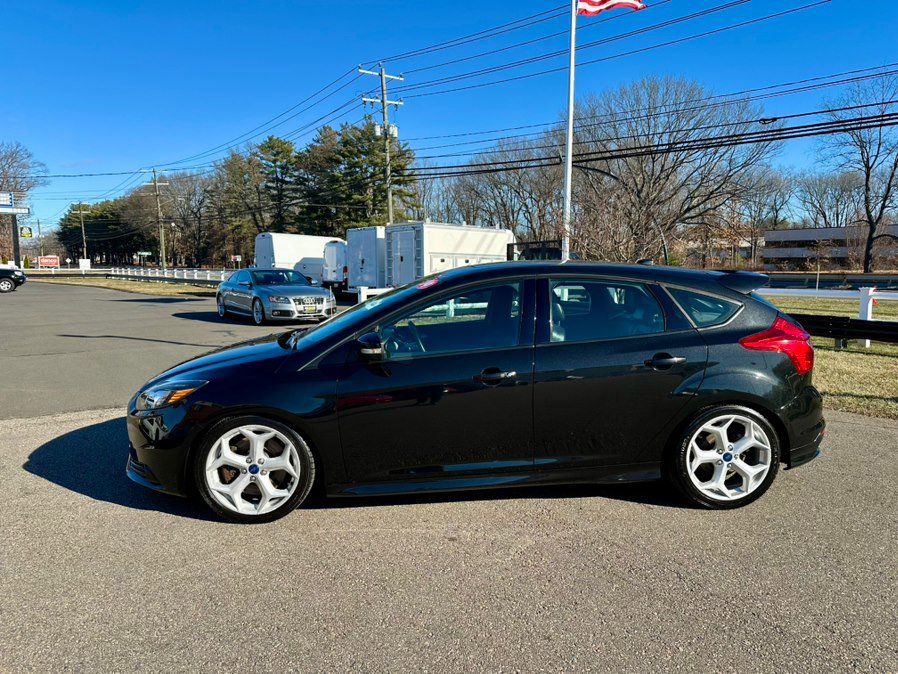 Used 2014 Ford Focus ST w/ Equipment Group 202A image 4
