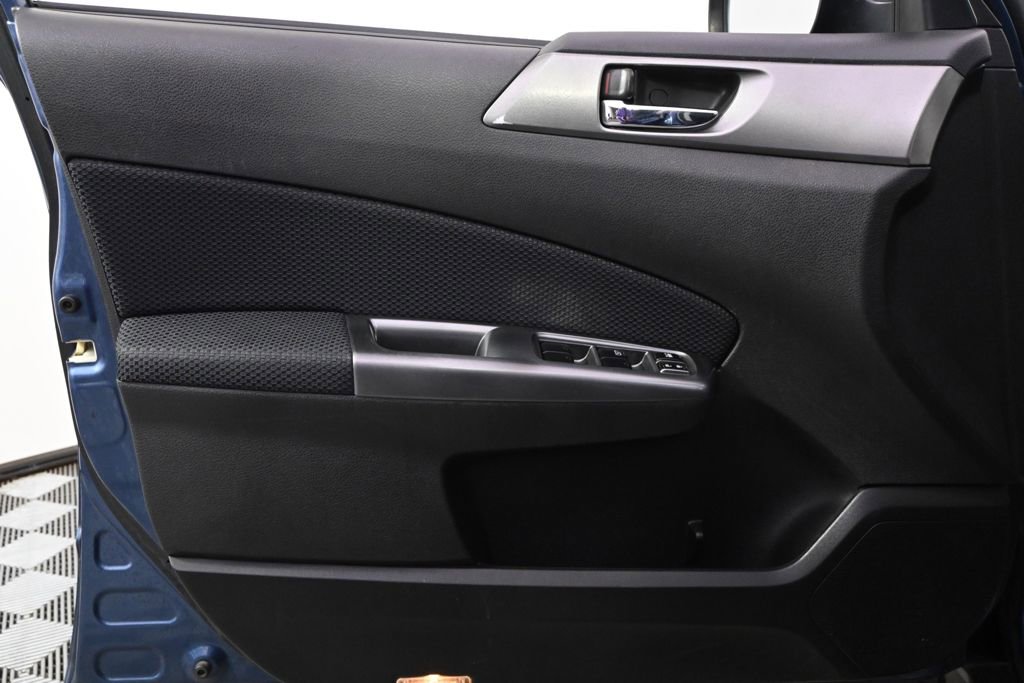 Used 2012 Subaru Forester 2.5X Premium w/ All-Weather Pkg image 22