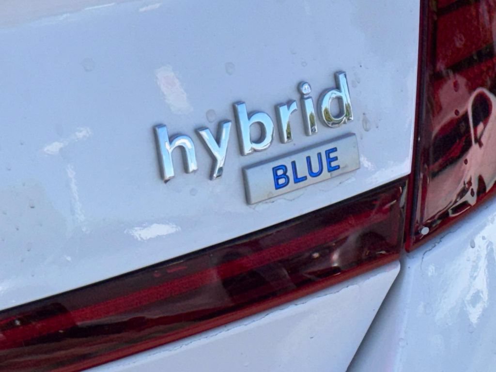 Used 2023 Hyundai Sonata Blue FWD image 8