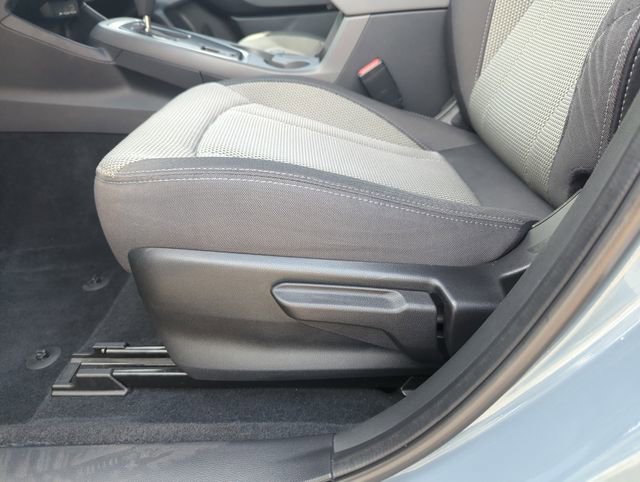 Used 2024 Subaru Crosstrek 2.0i Premium image 12