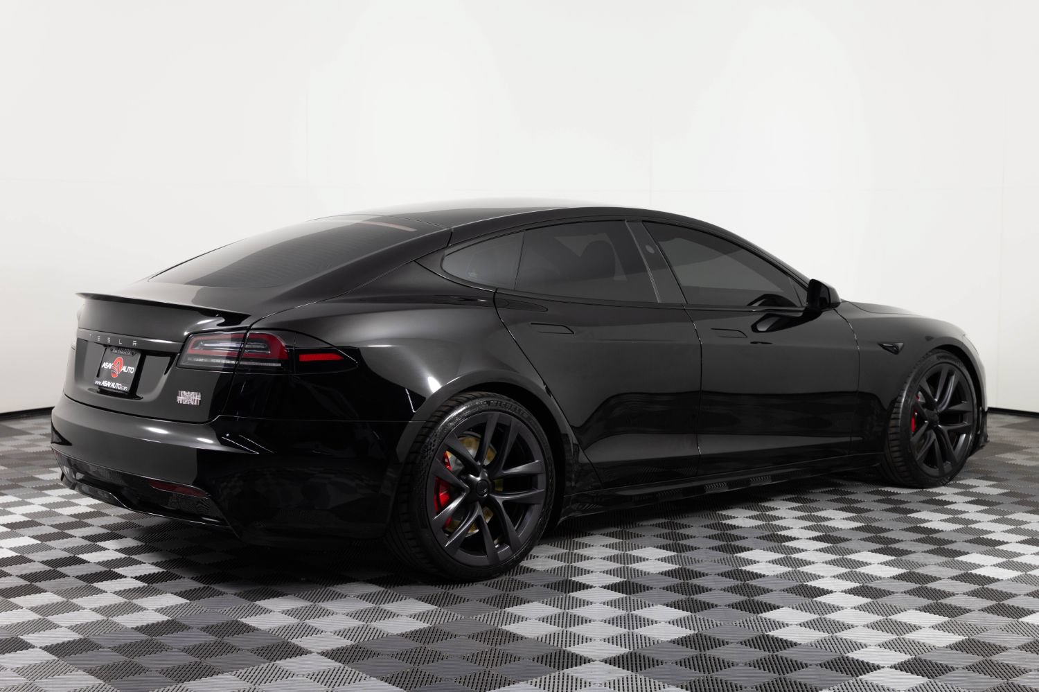 Used 2023 Tesla Model S Plaid AWD/4WD image 8