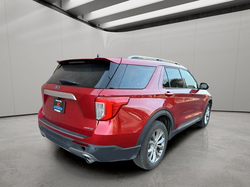 Used 2023 Ford Explorer Limited image 5