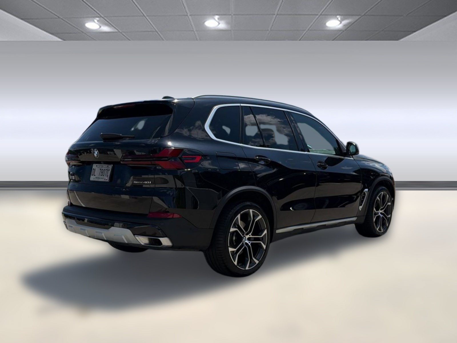 Used 2026 BMW X5 sDrive40i RWD image 8