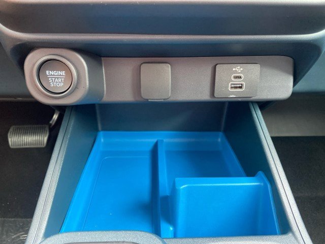 New 2025 Ford Maverick XLT FWD image 12