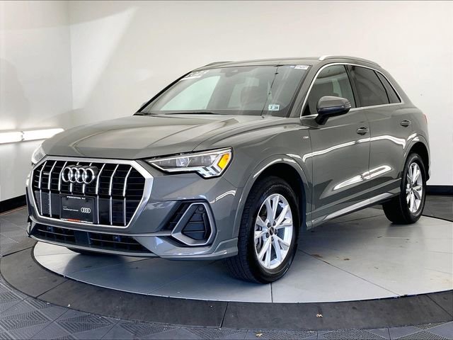 Certified 2023 Audi Q3 2.0T Premium Plus w/ Premium Plus Package image 2