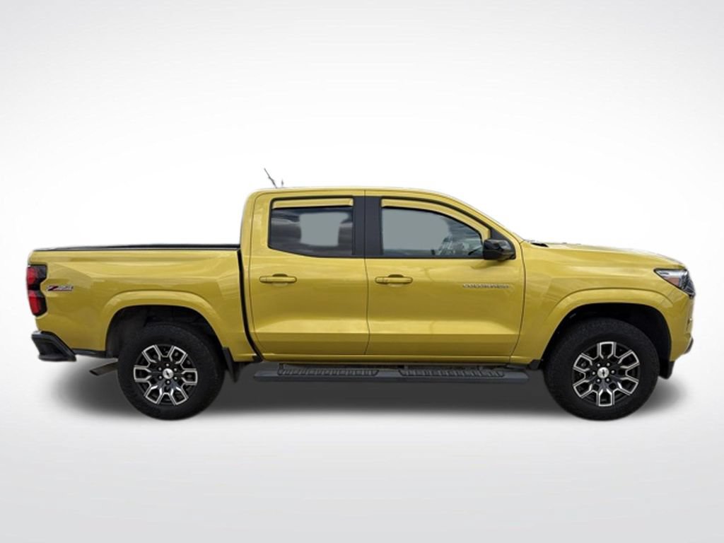 Used 2023 Chevrolet Colorado Z71 AWD/4WD image 8