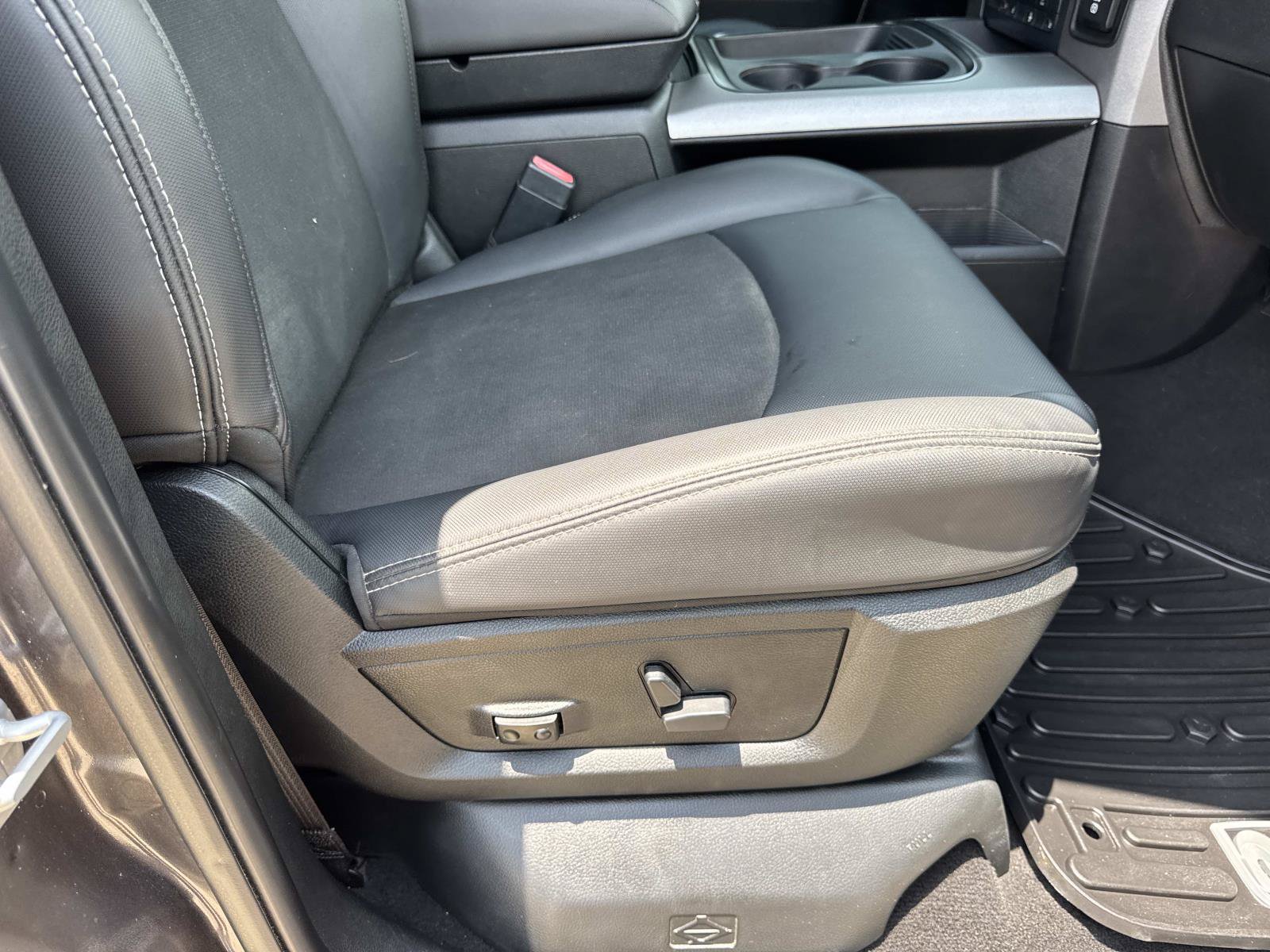 Used 2018 RAM 1500 Rebel w/ Ram 1500 Black Rebel Group AWD/4WD image 11