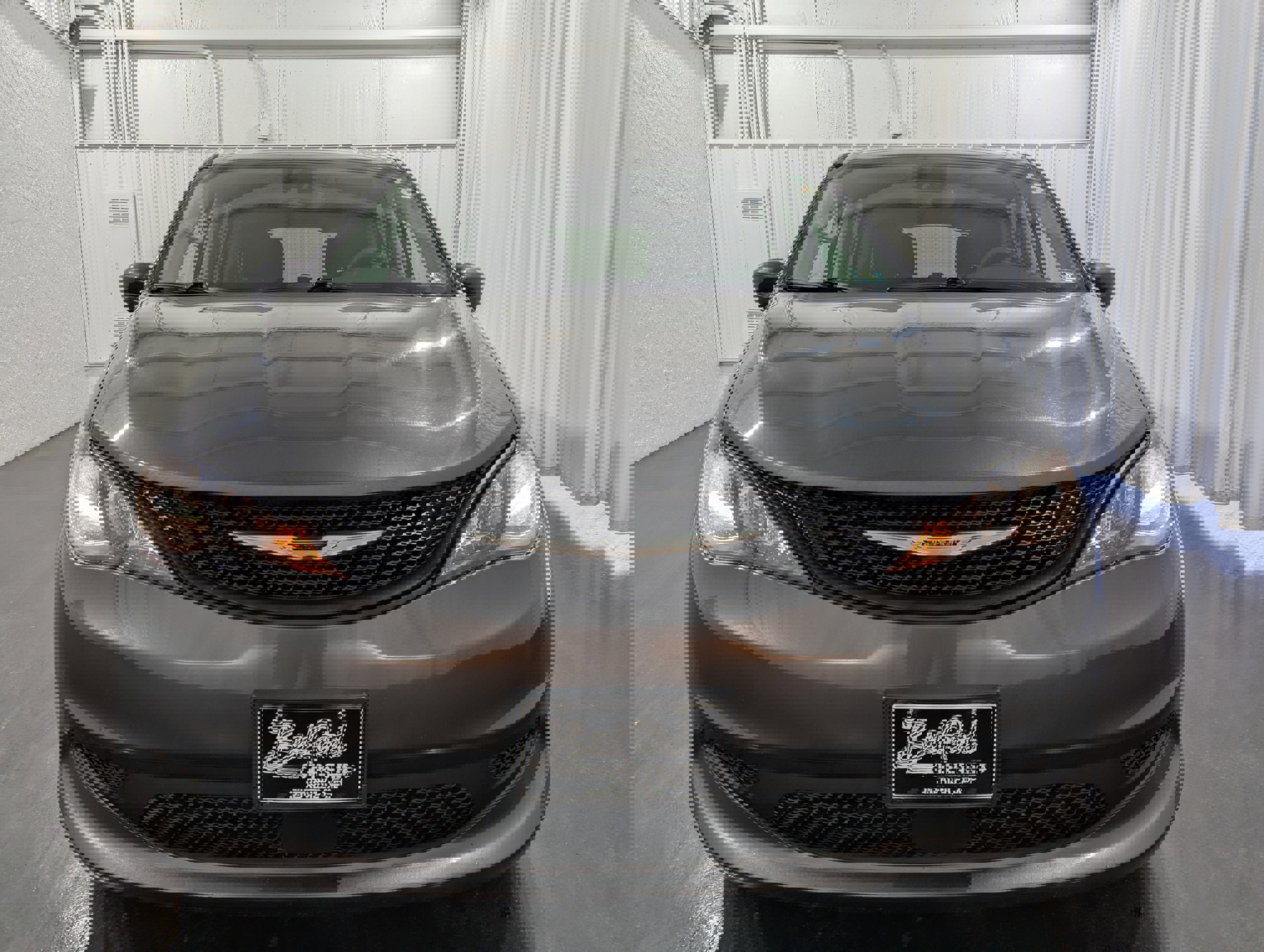 Used 2023 Chrysler Voyager LX image 4