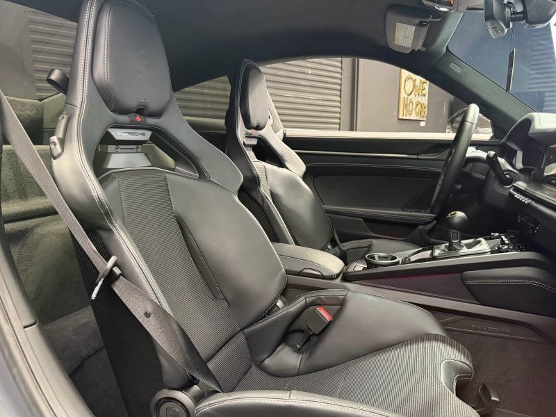 Used 2026 Porsche 911 GT3 RWD image 18