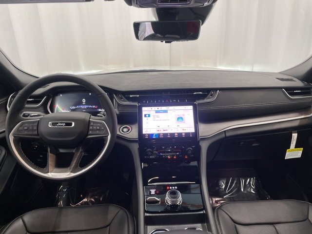 New 2025 Jeep Grand Cherokee L Limited w/ Luxury Tech Group II image 8