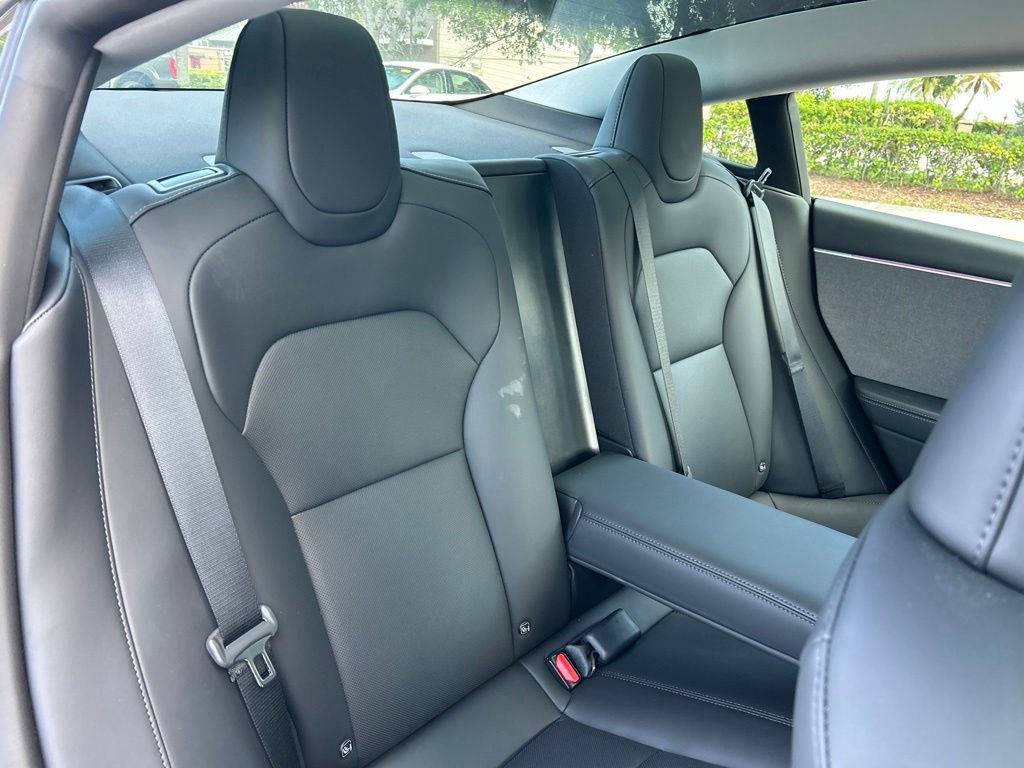 Used 2025 Tesla Model 3 RWD image 39