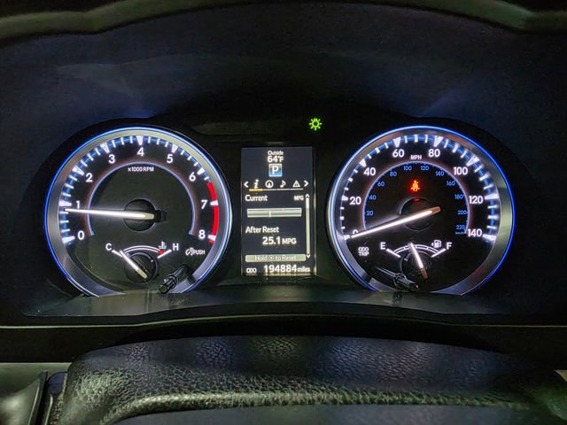 Used 2014 Toyota Highlander XLE AWD/4WD image 18